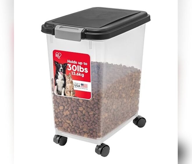 IRIS USA Airtight Dog Food Storage Container Review: Fresh & Mobile